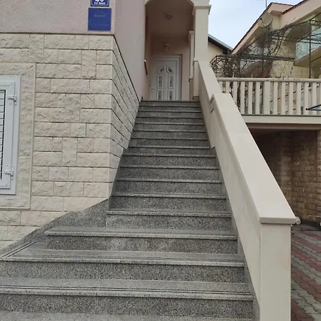 דירה Zaboric 16492a