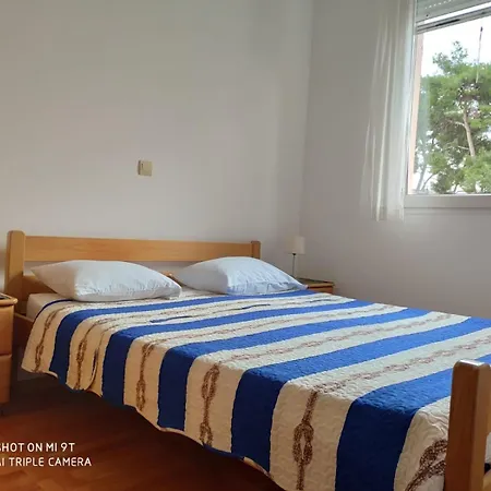 Zaboric 16492a Appartamento Šibenik